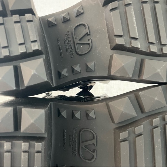 Valentino Garavani Rockstud Roman Biker Combat Boots Size EU 40 / US 10 NWT - Picture 9 of 14